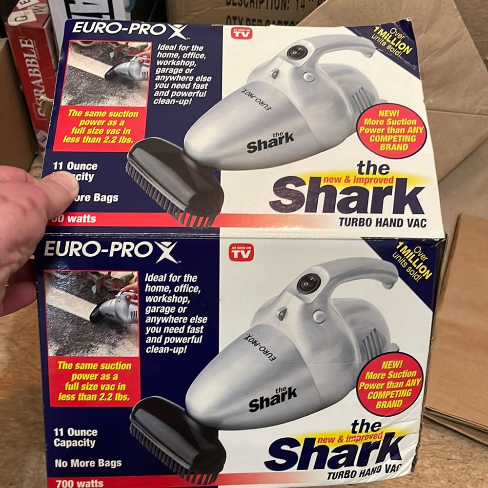 Shark mini vacuum